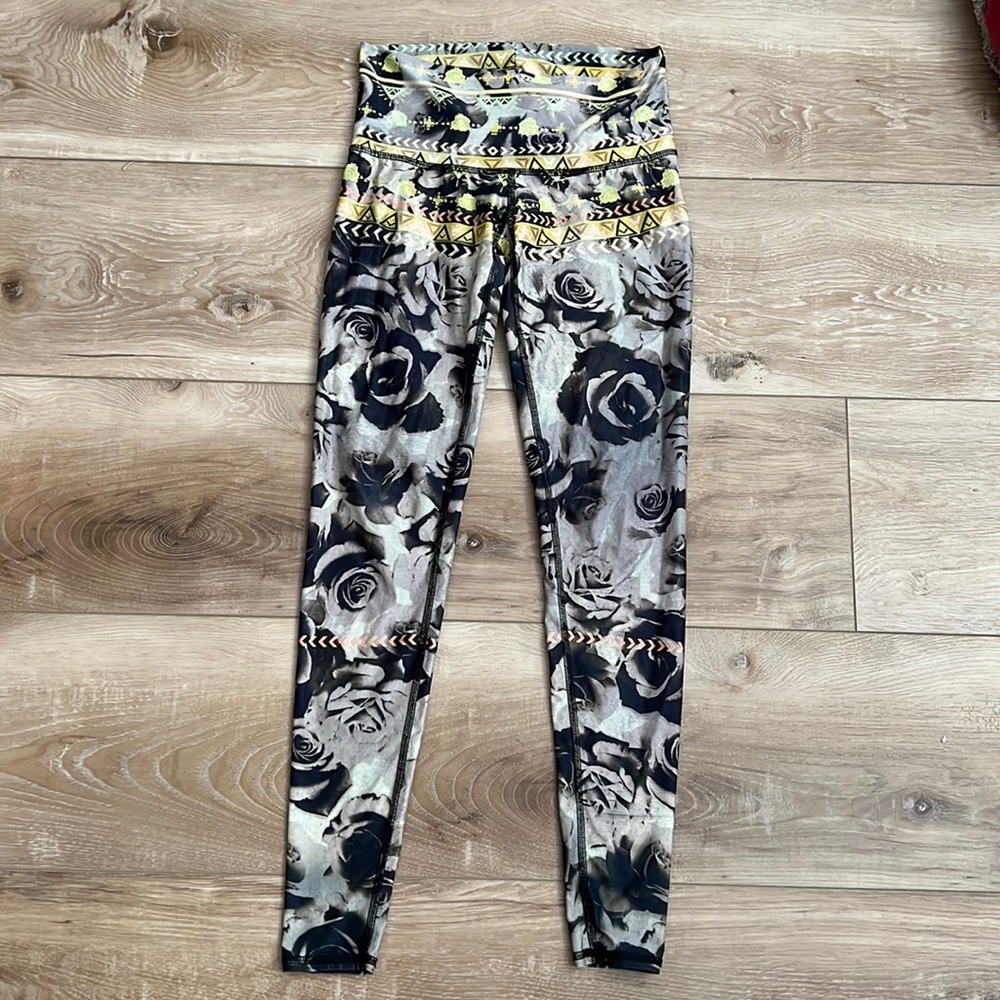Teeki hot pant
